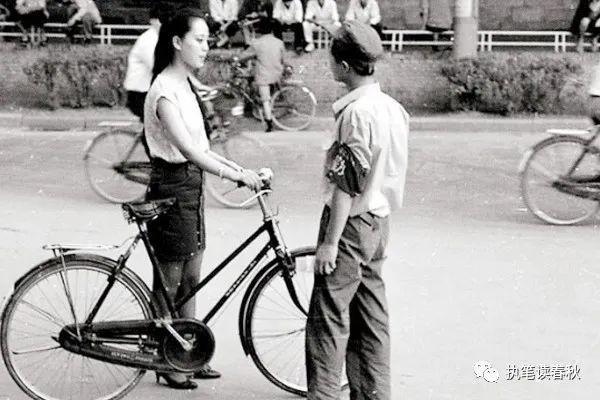 澳门人·威尼斯70年代的奢侈品凤凰牌自行车一辆大约180元相当于如今多少钱(图9)