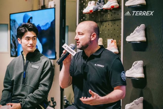 探店中国首家adidas TERREX旗舰店：以可持续发展之名深度链接品牌与消费(图2)