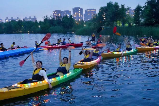 澳门人·威尼斯夏日水上运动好City桨板逐浪、荧光夜划这场派对嗨不停(图2)