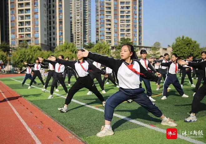 澳门人·威尼斯新华社关注！顺德小学生体育运动竟然是这样的……(图6)